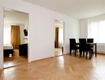 Guesthouse Dienerstrasse Zurich Ngoại thất bức ảnh