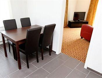 Guesthouse Dienerstrasse Zurich Ngoại thất bức ảnh