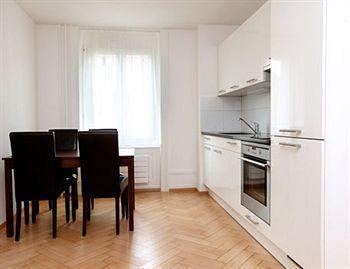 Guesthouse Dienerstrasse Zurich Ngoại thất bức ảnh